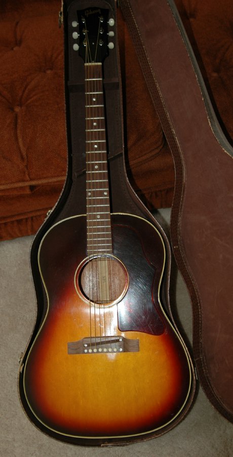 Gibson DSC_1329e
